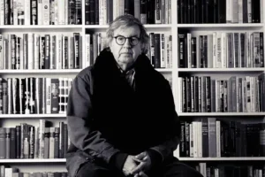 Black and white portrait of Larry McMurtry as a young writer.